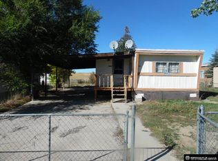 2710 Prairie Ln, Bar Nunn, WY 82601