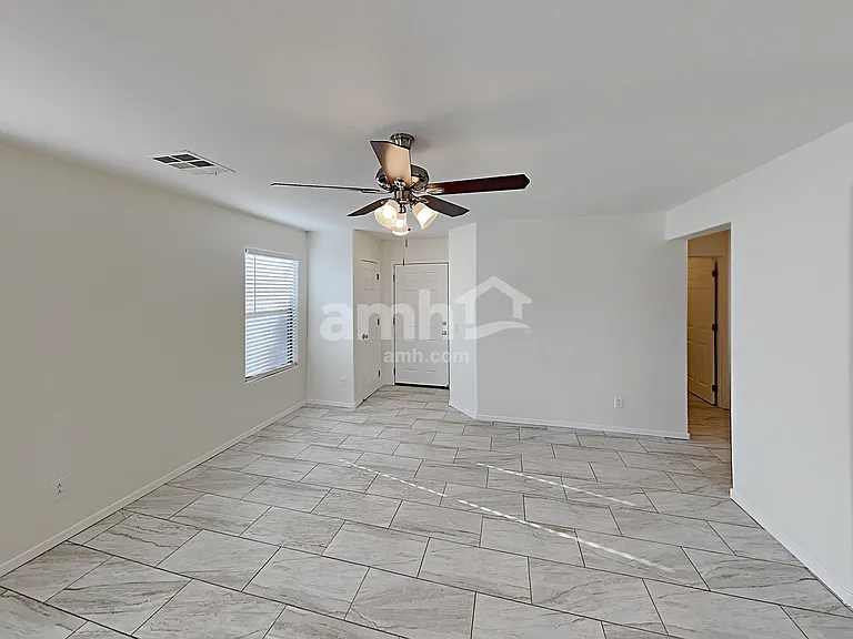 2036 W Kristina Ave — Photo 7