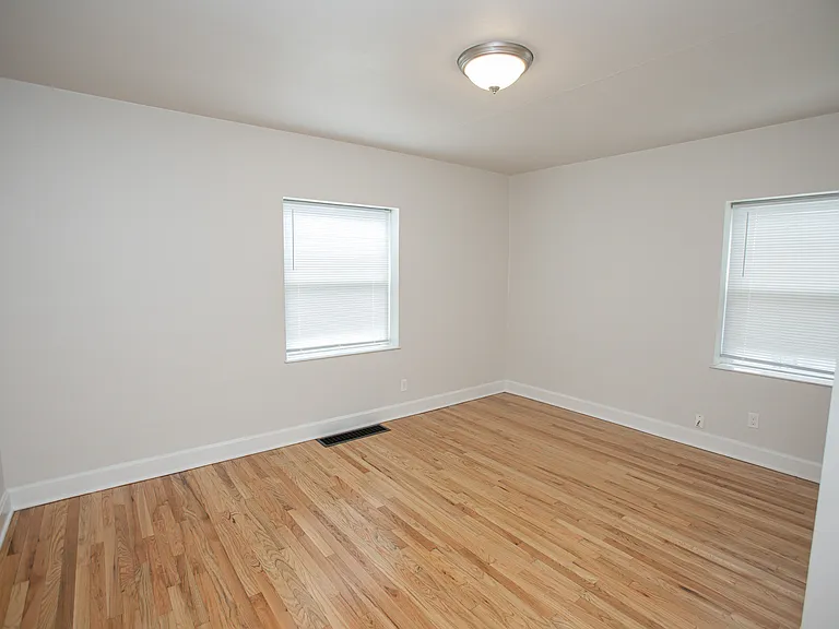1628 W Main St #B — Photo 12