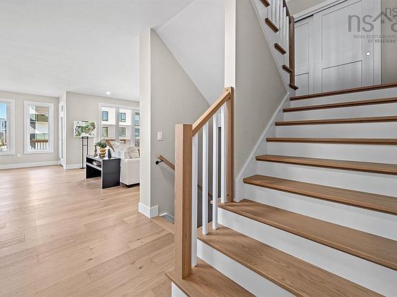3rd image of 4 Gardenia Way #Gw001