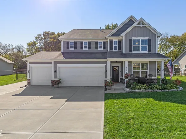 433 Carol Dr, Bargersville, IN 46106