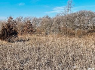 2635 E Knox Rd, Altona, IL 61414