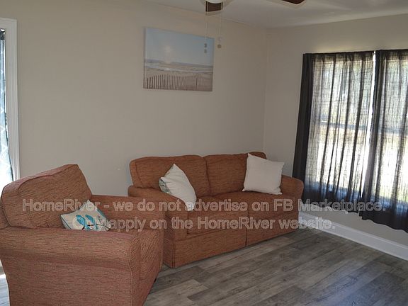 2nd image of 225 1st St