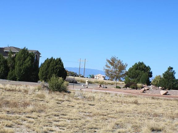 4th image of 447 E Mountainside Dr