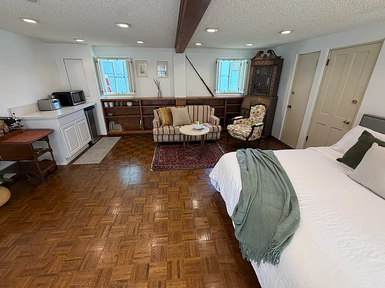 311 Amalfi Dr — Photo 41