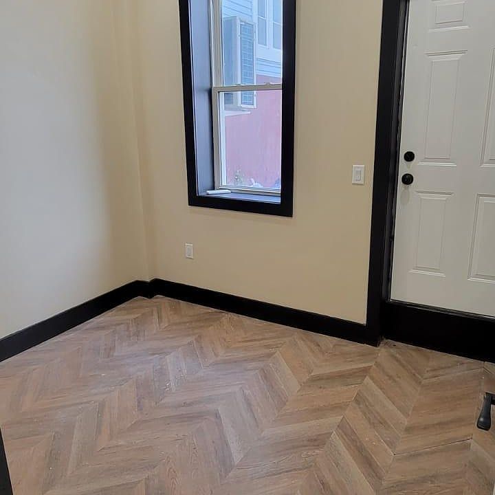 2nd image of 281 Monticello Ave #K