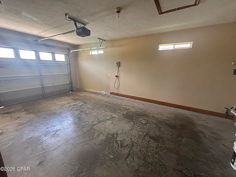 4701 Deerfield Dr — Photo 2