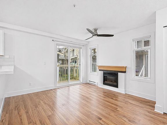 4th image of 7428 Southwynde Ave #30