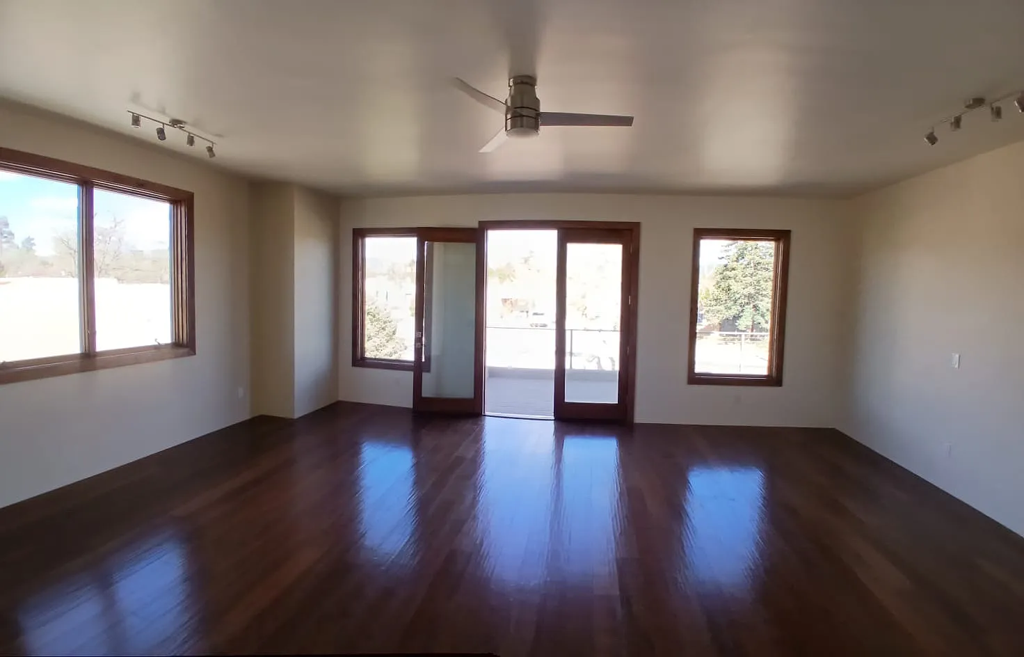 3 bed, 1770 sqft, $5,200 — Photo 4