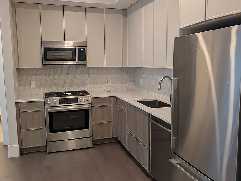 3193 Washington Street — Photo 92