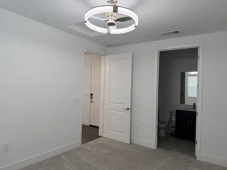 1454 N Drago Way — Photo 3
