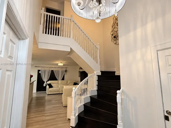 4678 NW 30th St, Coconut Creek, FL 33063