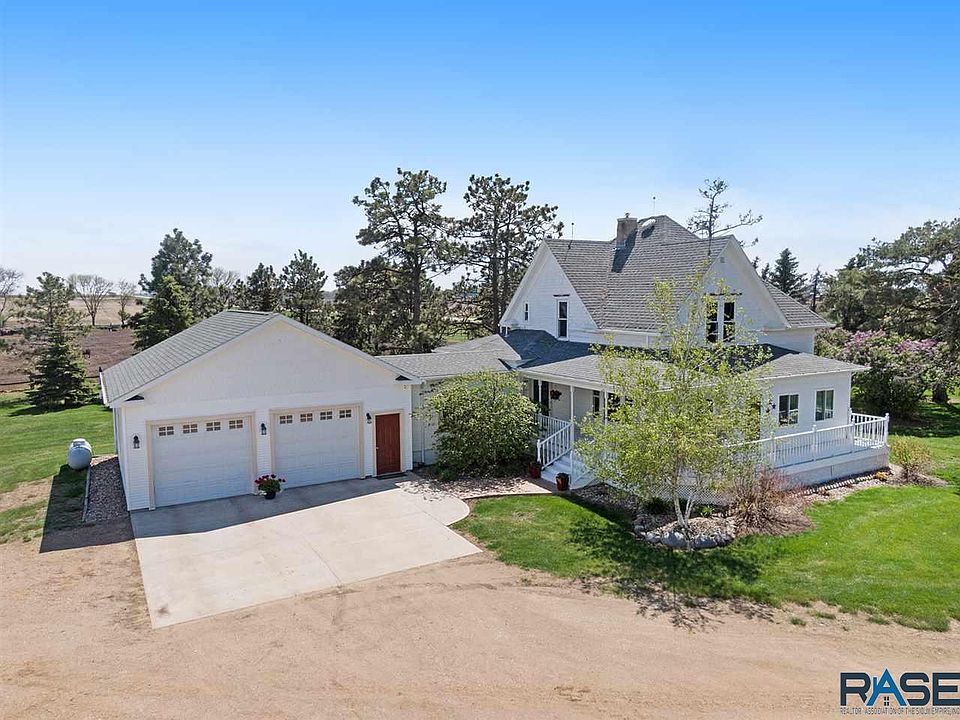 Hải Con 28588 State Highway 11, Canton, SD 57013 | Zillow