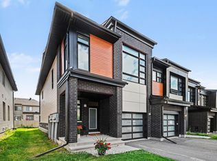 523 Triangle St, Ottawa, ON K2V 0M7