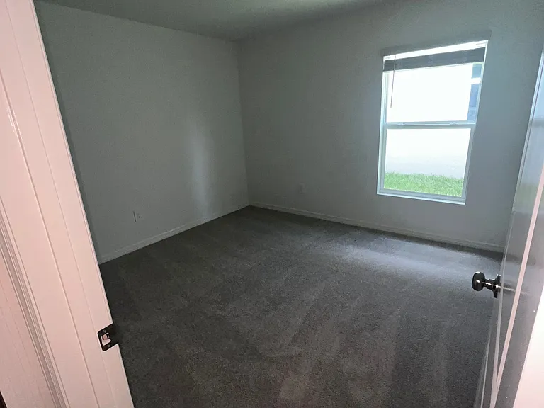 7702 Abagail Dr — Photo 6