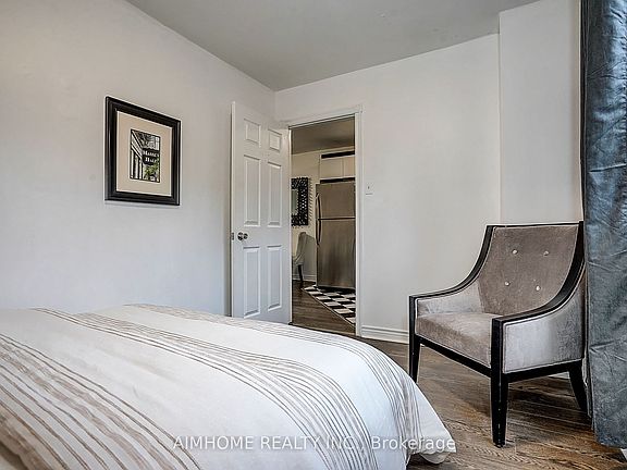 5th image of 212 Milan St Unit 2
