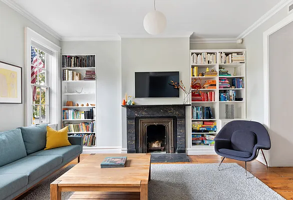 Sold by Compass | media 2