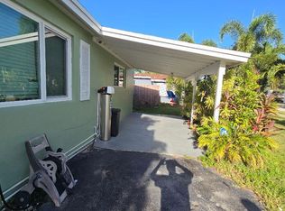 911 NE 58th St, Oakland Park, FL 33334
