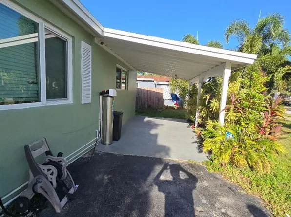 911 NE 58TH Street, Oakland Park, FL 33334