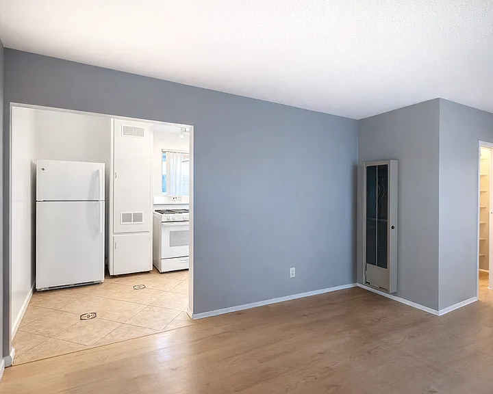 3085 Palm St — Photo 5