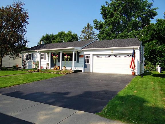 2nd image of 109 William Ln