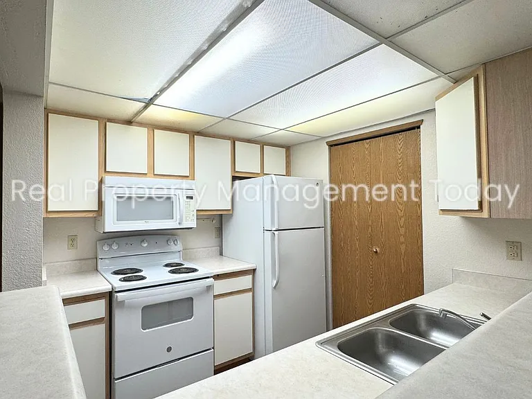 17624 1st Ave S #B303 — Photo 3
