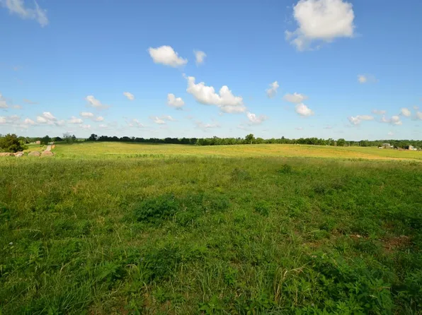 215 Wheat School Rd, Salvisa, KY 40372