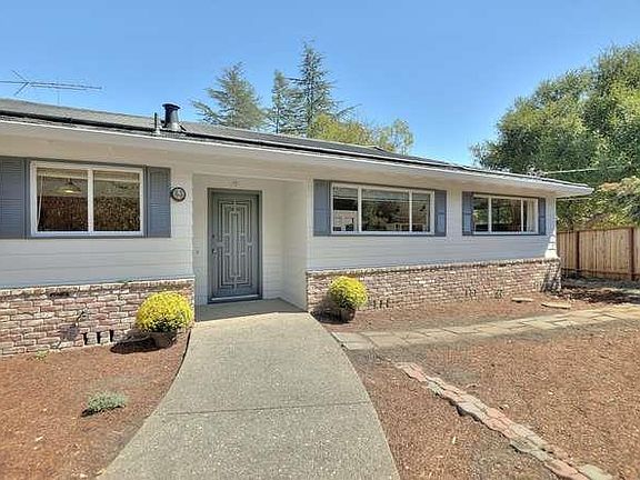 3rd image of 4365 Miranda Ave
