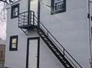21 Oak St FLOOR 2, East Orange, NJ 07018