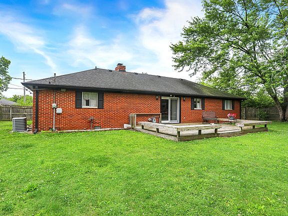 3rd image of 11630 E Deanna Dr