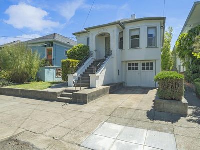 413 Cavour St, Oakland, CA, 94618
