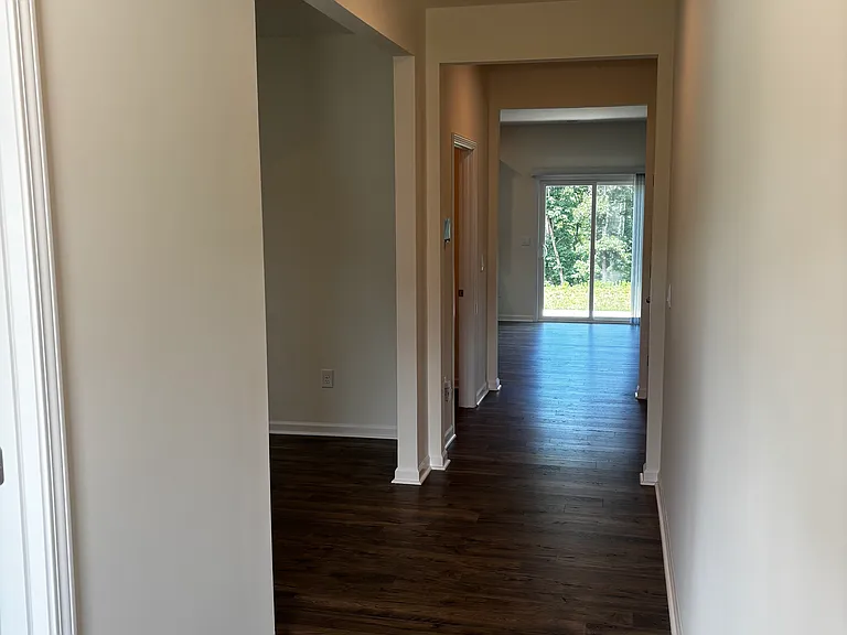 12309 Manhattan Ln — Photo 9