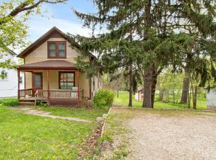 127 Orchard St, Williams Bay, WI