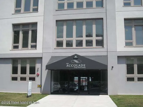 90 Bay Street Lndg APT 2H, Staten Island, NY 10301