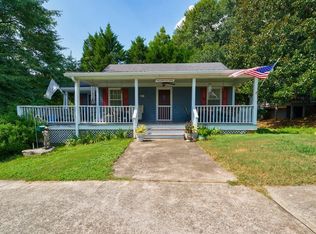 120 Mill View Ave, Roswell, GA 30075