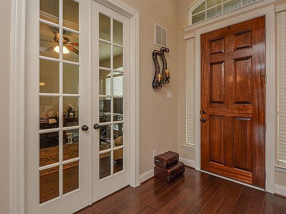 5th image of 25510 Kearsley Dr