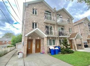 4033 191st St #1, Flushing, NY 11358