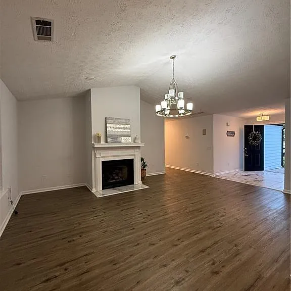 4907 October Way NW — Photo 2