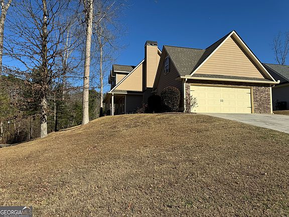 3rd image of 120 Thornwood Dr SW
