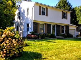 4693 Morningside Dr SE, Kentwood, MI 49512