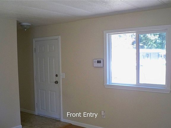 3rd image of 16846 Nandina Ct SE