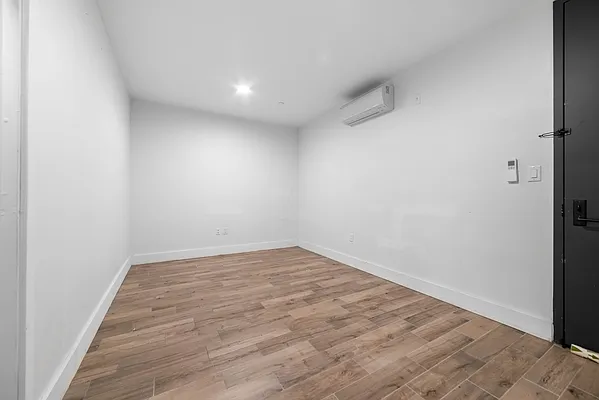 Rented by Maplewood Management | media 63