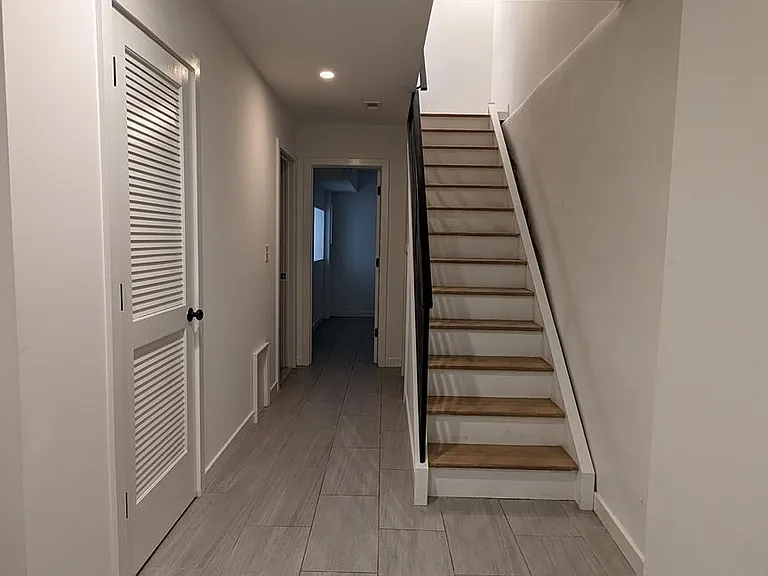 2232 N Mascher St — Photo 22