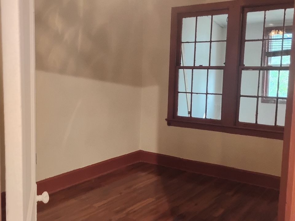 Bedroom with washer/dryer in closet