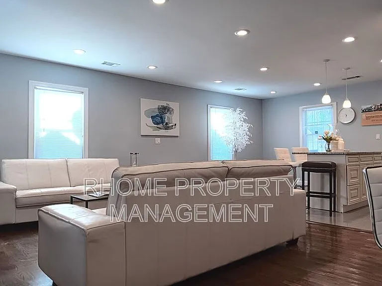 1711 Candler Rd — Photo 6