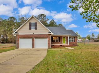 106 Belle Boyd Dr, Raeford, NC 28376