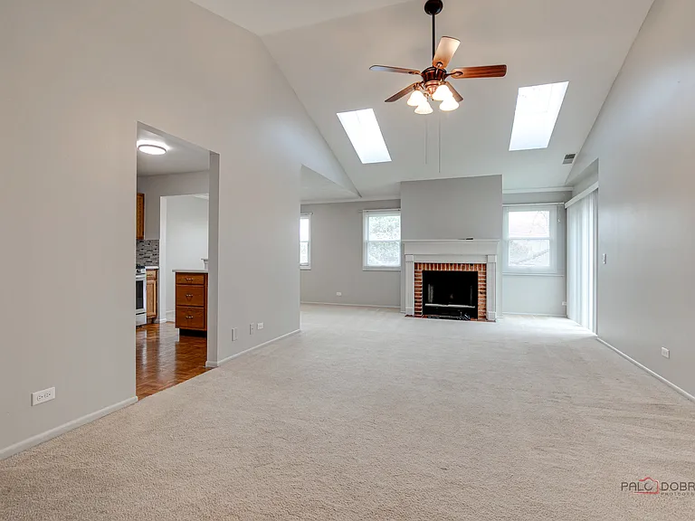 311 Glasgow Ln #Z2 — Photo 5