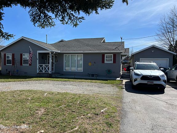 4th image of 438 E Dakota Ave