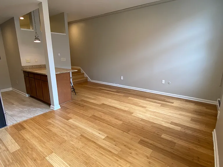 Bryant Lofts — Photo 31