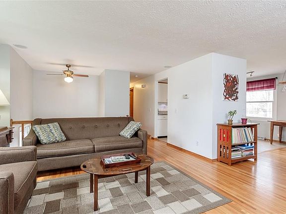 5th image of 142 Blackwell Ln